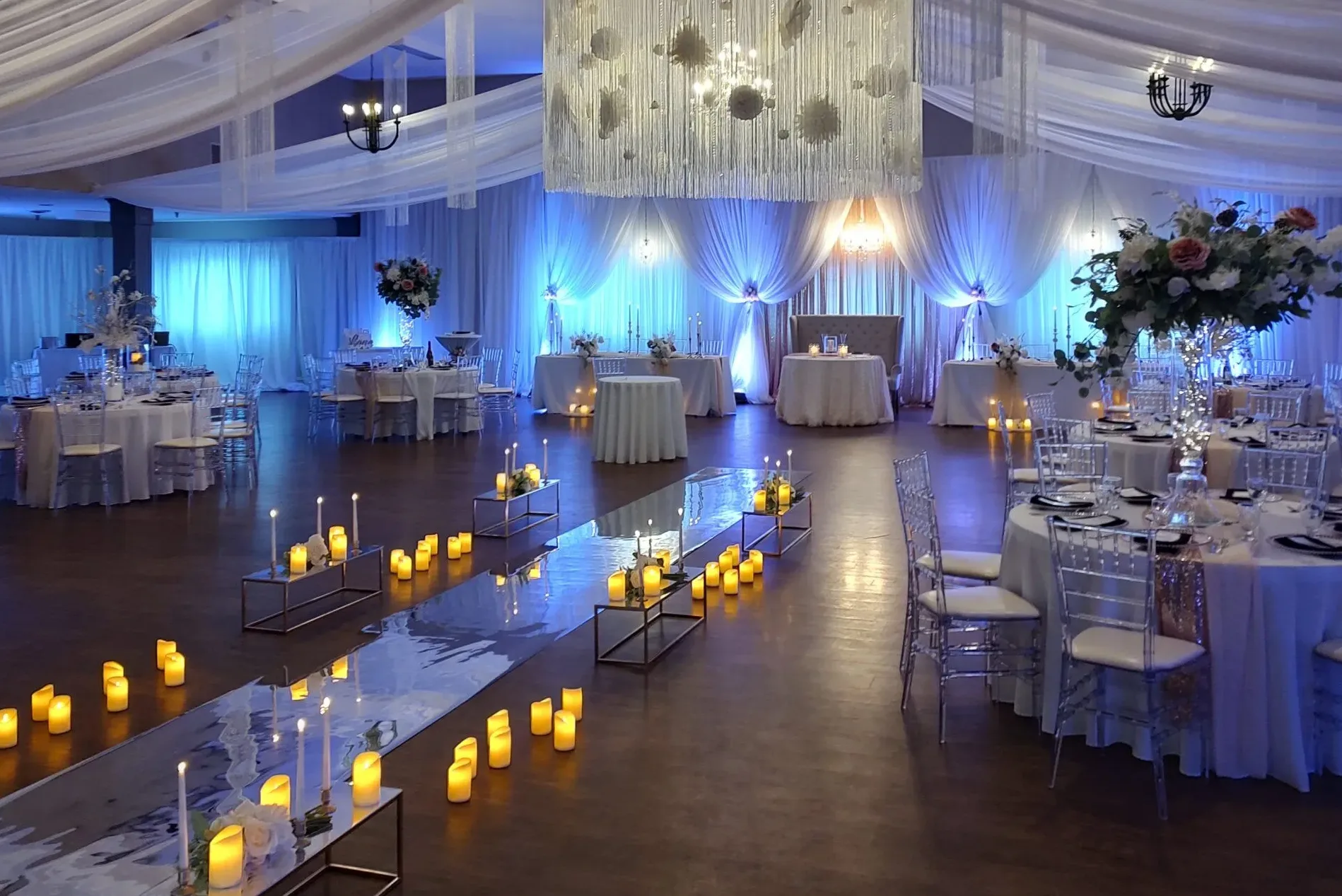 Catering to any event venue we are invited to, weddings or any other celebratory feast. And we have catered in A LOT of venues. Whether full or buffet service or meet & greet, or any combination, we can accomodate.